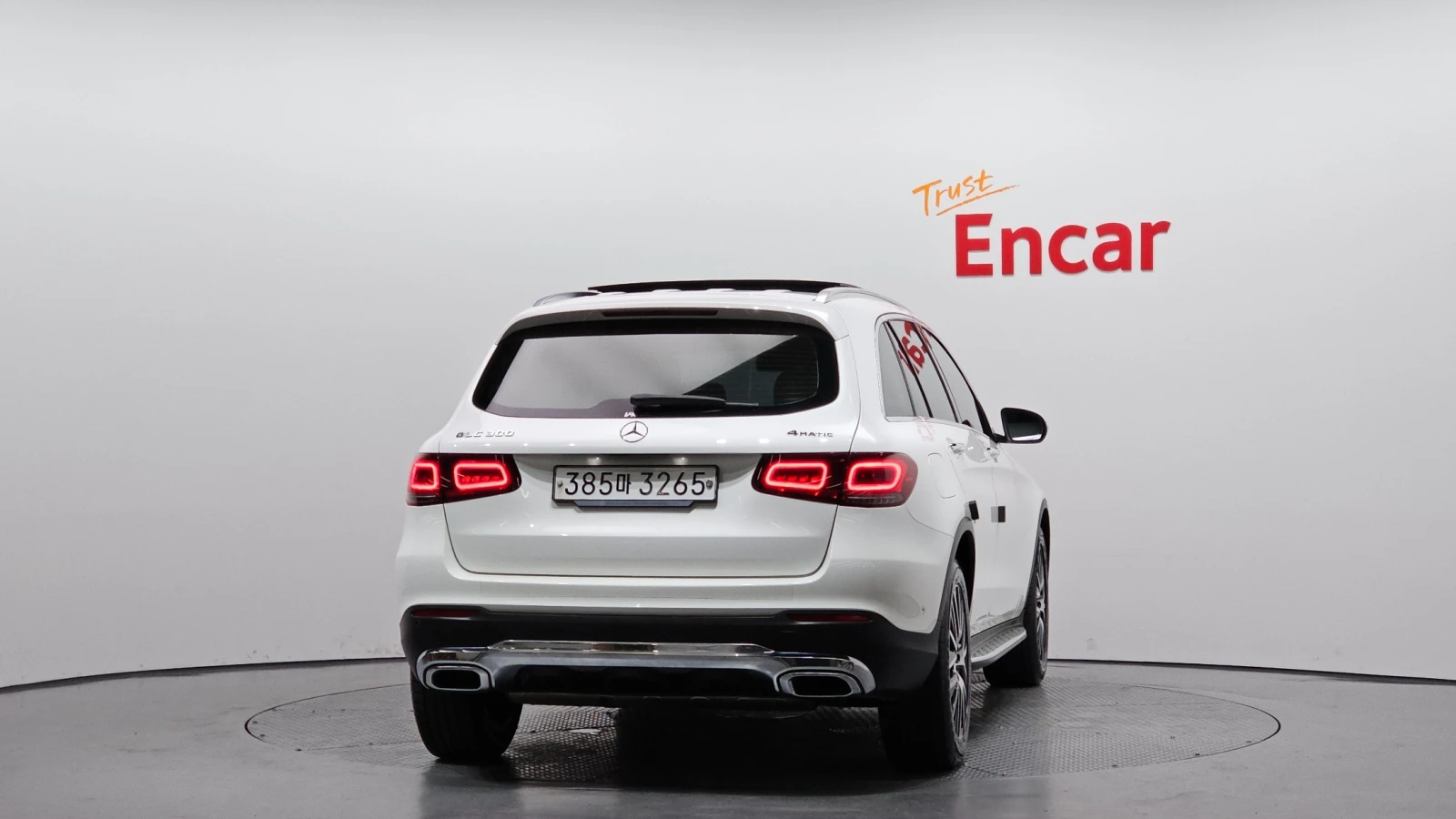 Mercedes-Benz GLC 300 4MATIC, снимка 4 - Автомобили и джипове - 54945542