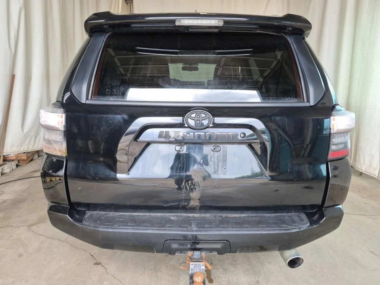 Toyota 4runner * SR5 * CARFAX * БЕЗ ПЪРВОНАЧАЛНА ВНОСКА, снимка 16 - Автомобили и джипове - 55349990