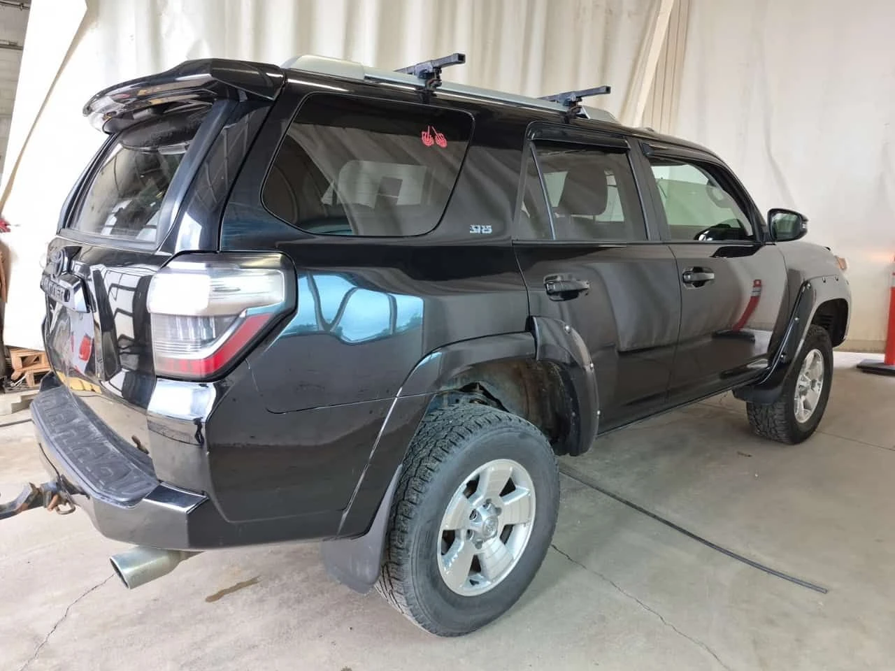 Toyota 4runner * SR5 * CARFAX * БЕЗ ПЪРВОНАЧАЛНА ВНОСКА, снимка 3 - Автомобили и джипове - 55349990