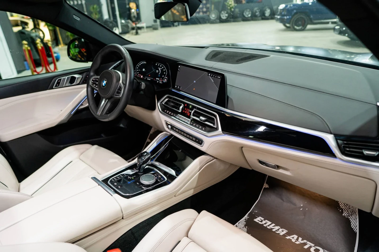 BMW X6 M40I XDRIVE M SPORT LED ПАНО H&K ЛИЗИНГ 100%, снимка 13 - Автомобили и джипове - 55963561