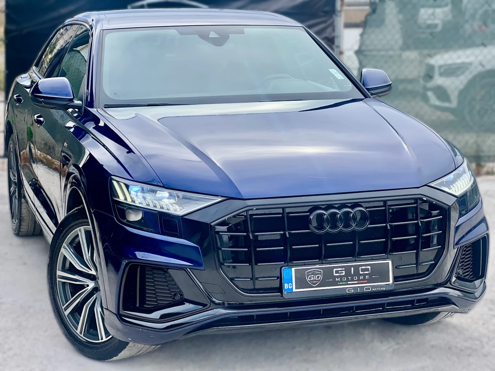 Audi Q8 50TDI* S-Line* Вакум* Distronic* Камера* Кожа* 