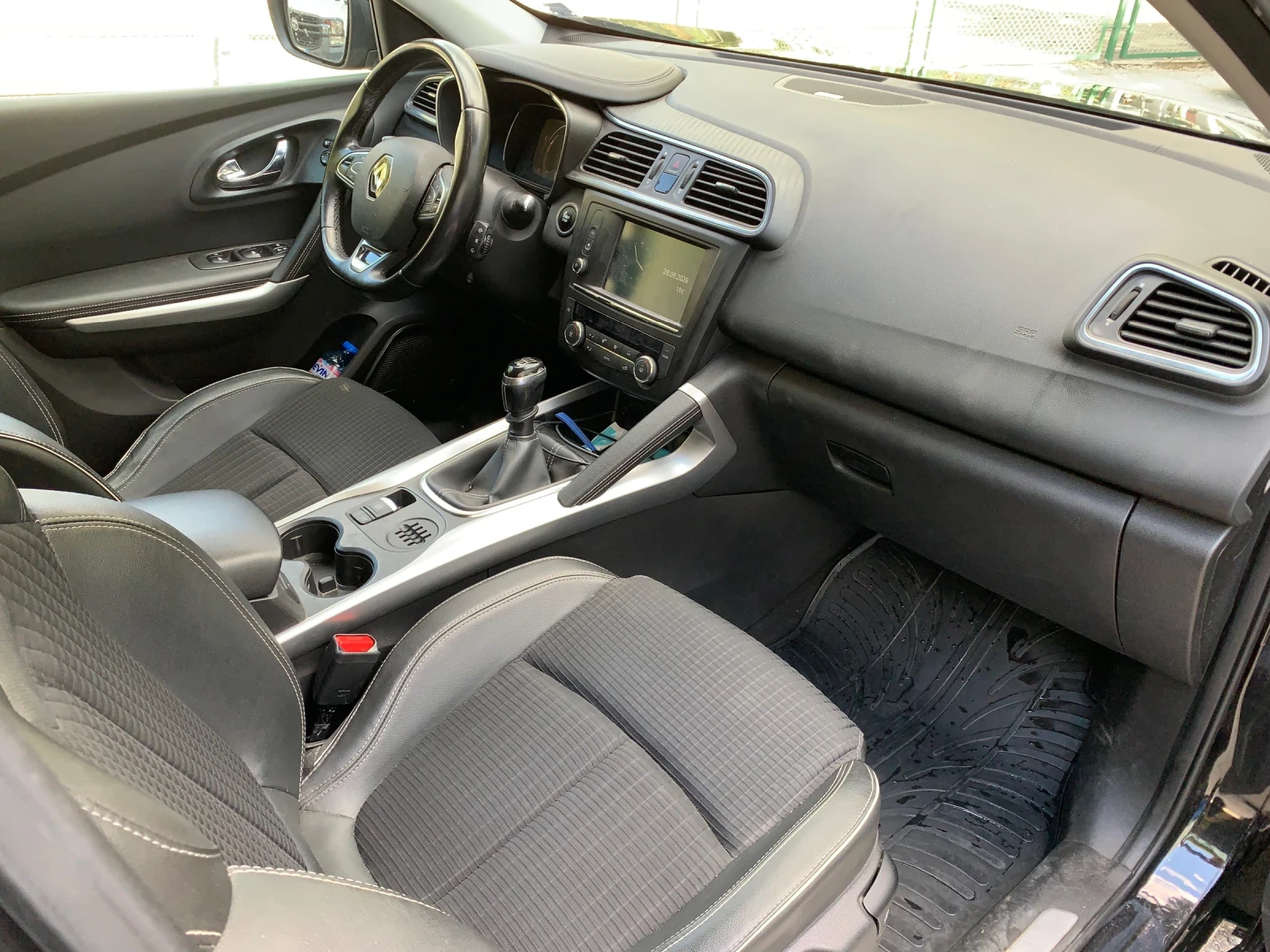 Renault Kadjar, снимка 7 - Автомобили и джипове - 56261493
