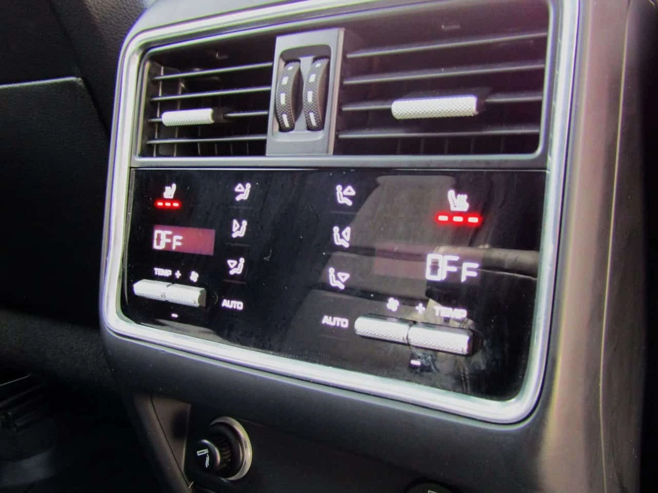 Porsche Cayenne E Hybrid Distronic , Extended Leather , снимка 11 - Автомобили и джипове - 56372366