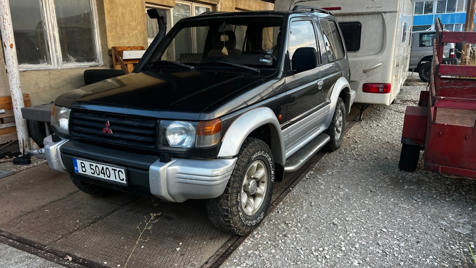Mitsubishi Pajero GLS 2, 5 D