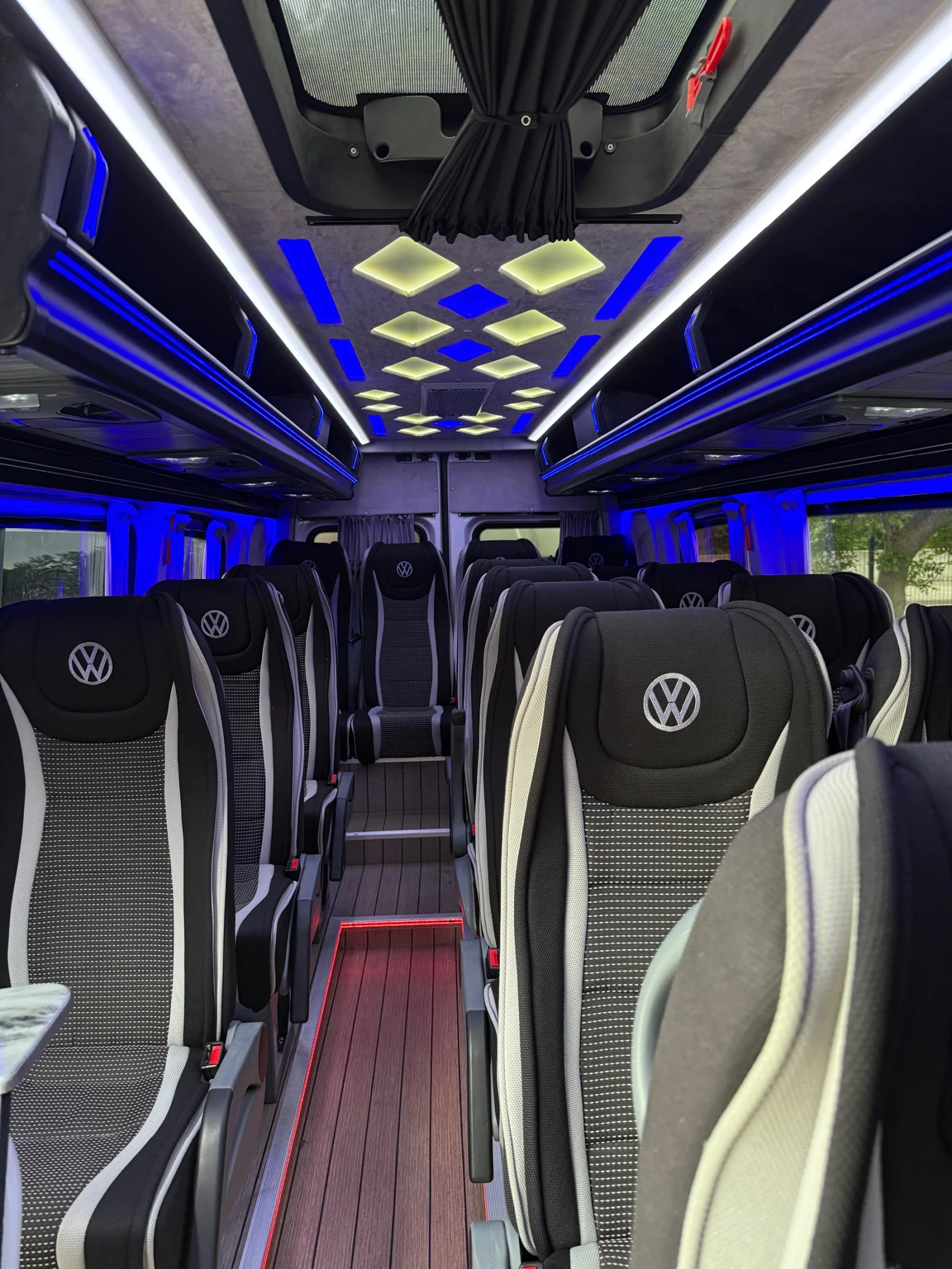 VW Crafter 50 20 места XXL - изображение 5
