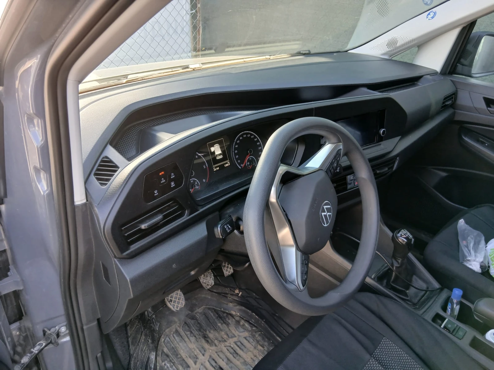 VW Caddy 1.9  102hp, снимка 4 - Бусове и автобуси - 54422463