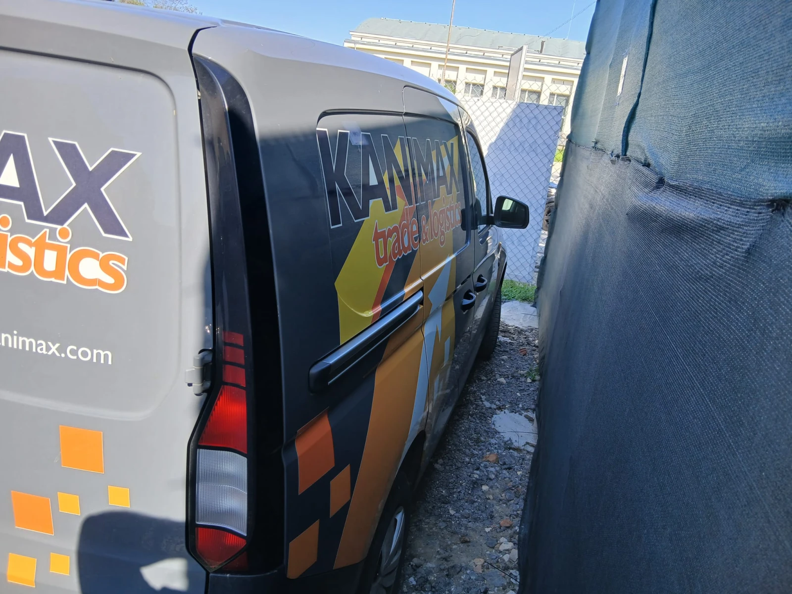 VW Caddy 1.9  102hp, снимка 5 - Бусове и автобуси - 54422463