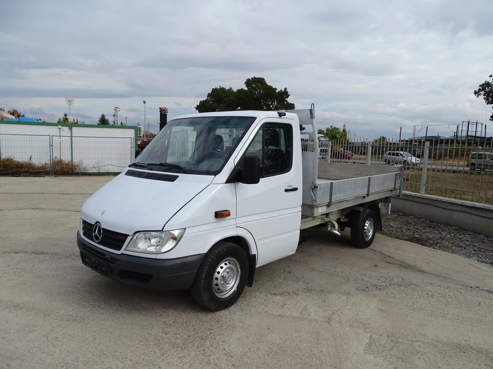 Mercedes-Benz Sprinter 313 * * * ТРИСТРАНЕН САМОСВАЛ * * * ВНОС ОТ ШВЕЙЦАРИЯ, снимка 9 - Бусове и автобуси - 56267845