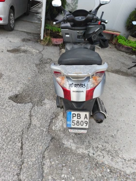 Honda S-Wing Скутер, снимка 2