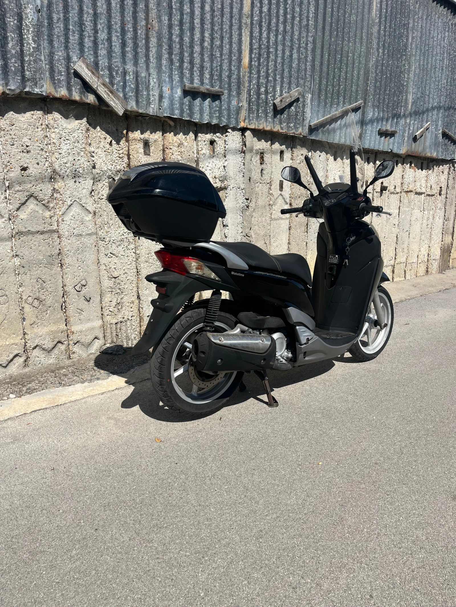 Honda Sh 300i 2011g - изображение 5