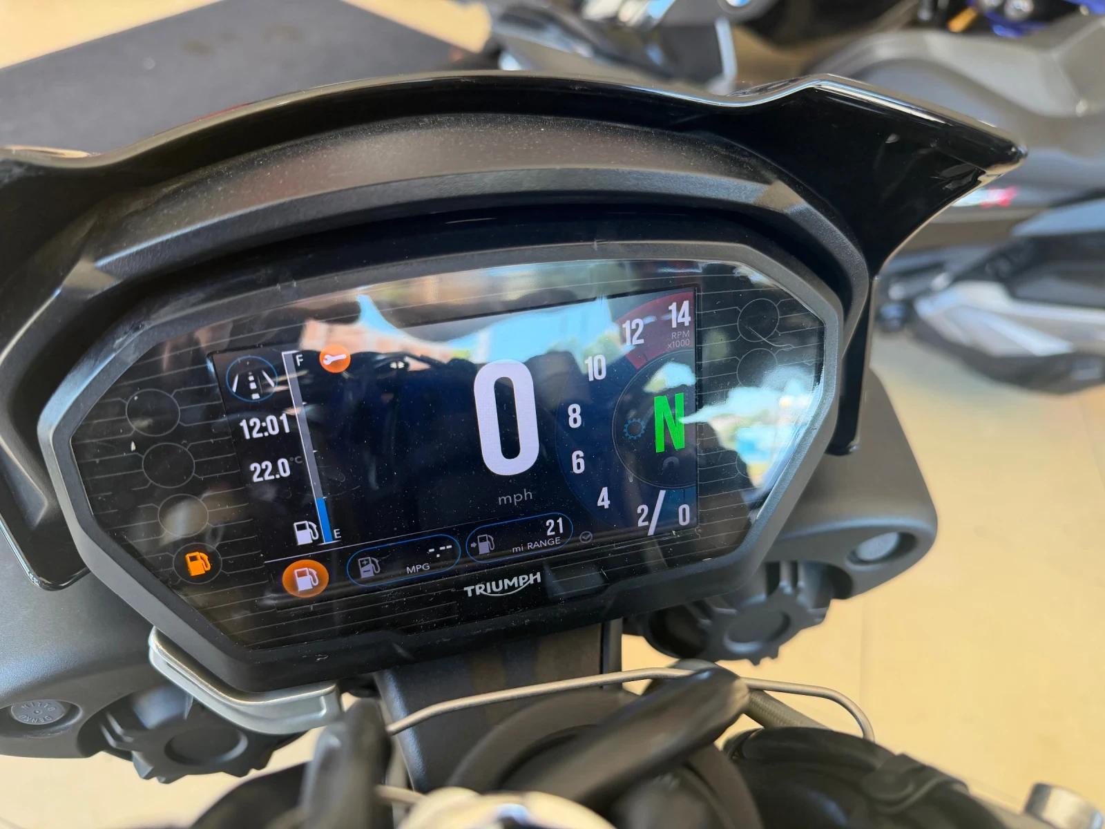 Triumph Speed Triple 1050 ABS TC, снимка 17 - Мотоциклети и мототехника - 54846635