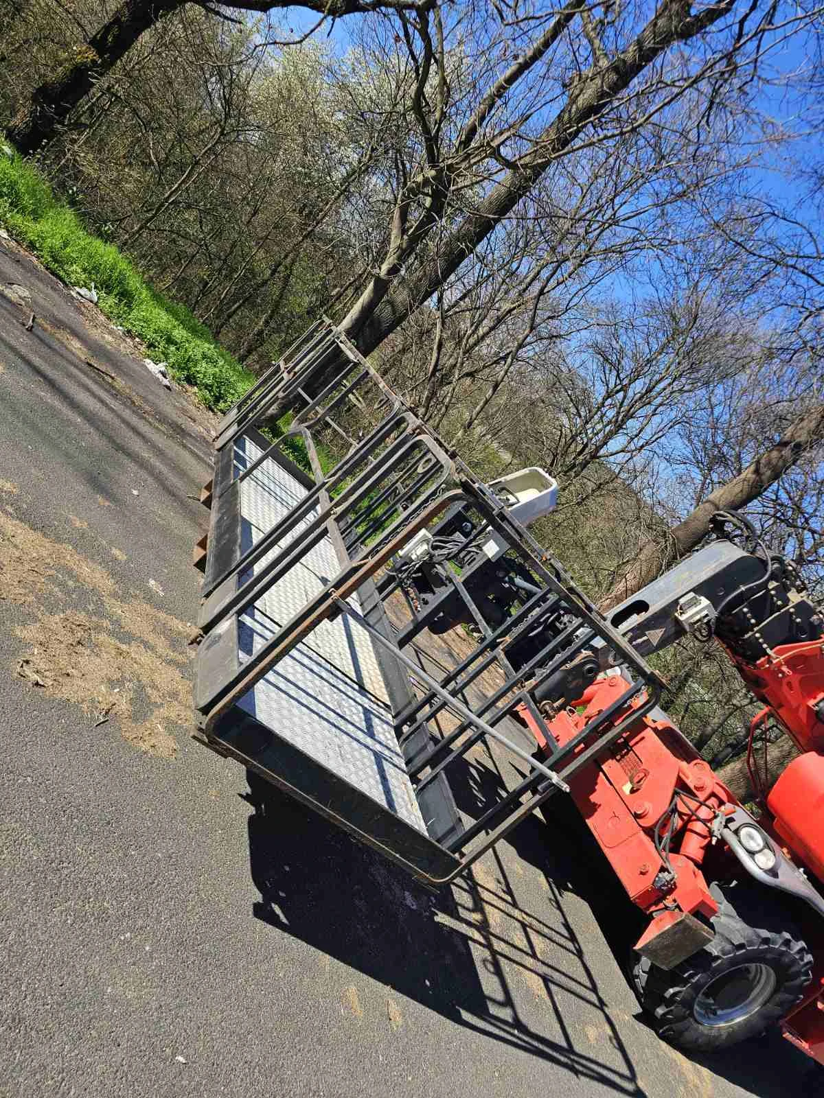 Телескопичен товарач Manitou ROTO MRT 1850 4x4x4, снимка 8 - Селскостопанска техника - 54195852