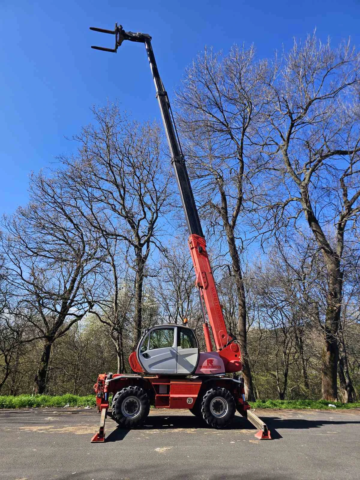 Телескопичен товарач Manitou ROTO MRT 1850 4x4x4, снимка 4 - Селскостопанска техника - 54195852