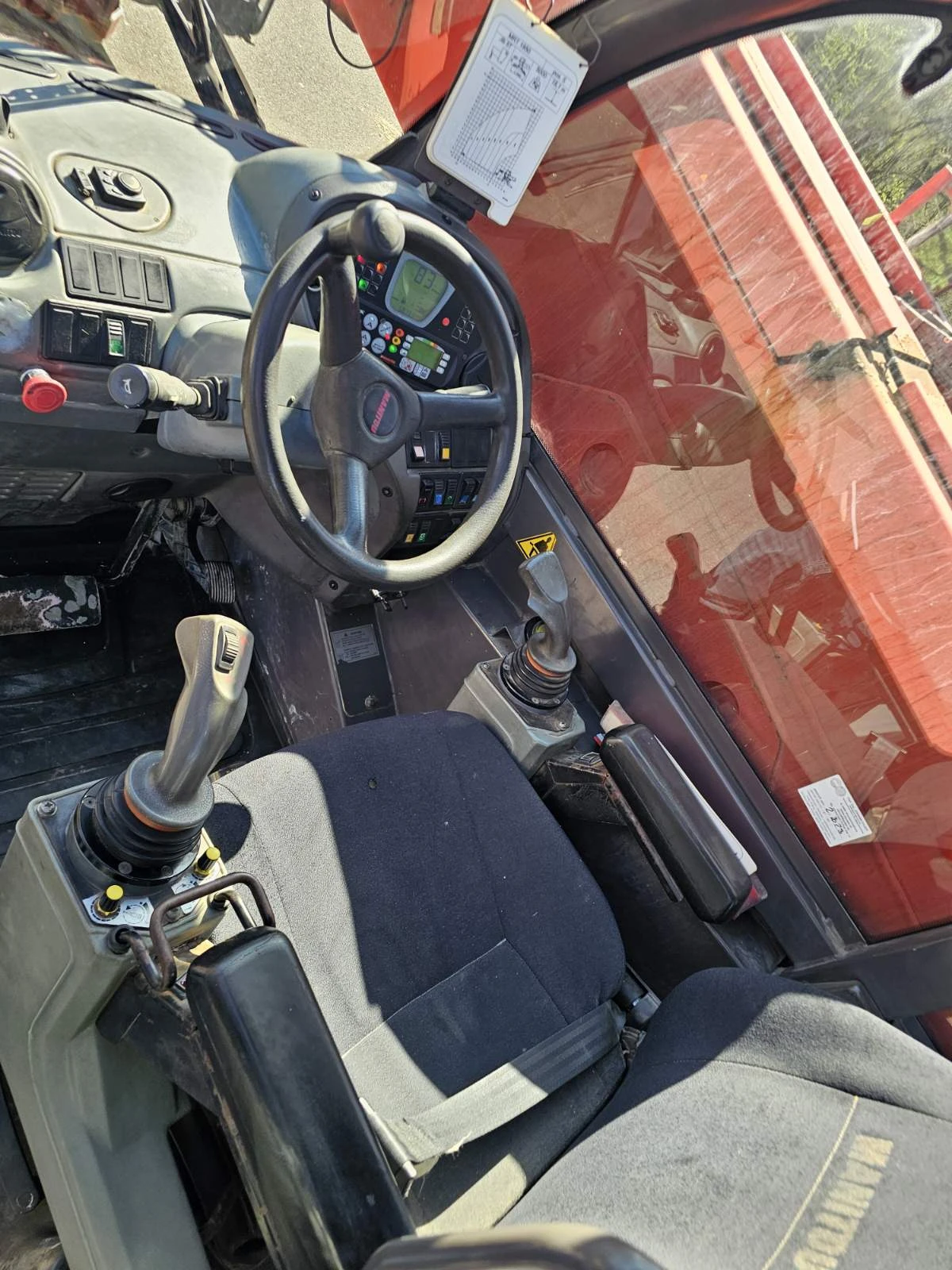 Телескопичен товарач Manitou ROTO MRT 1850 4x4x4, снимка 13 - Селскостопанска техника - 54195852