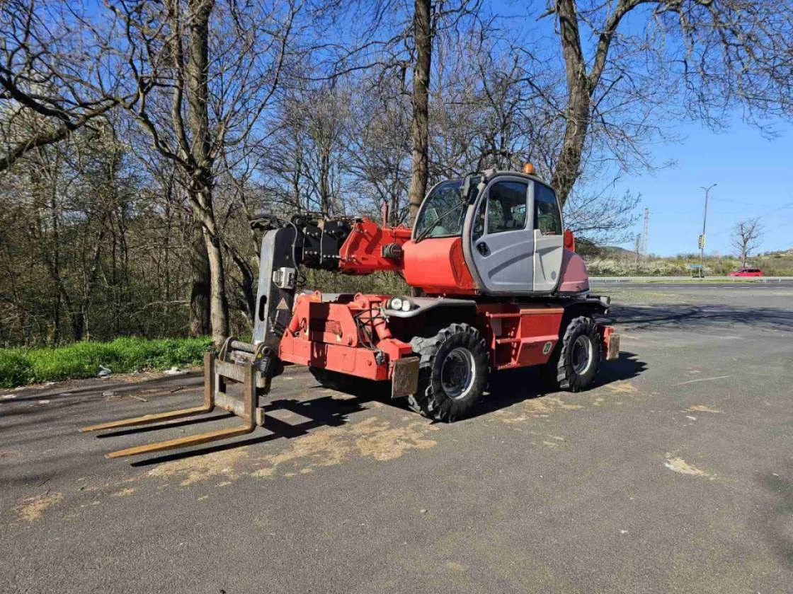Телескопичен товарач Manitou ROTO MRT 1850 4x4x4