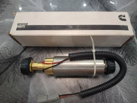 Поткачваща помпа Cummins нова, снимка 1