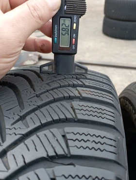 Гуми Зимни 185/60R15, снимка 8 - Гуми и джанти - 47479968