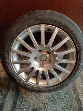        245/45R17