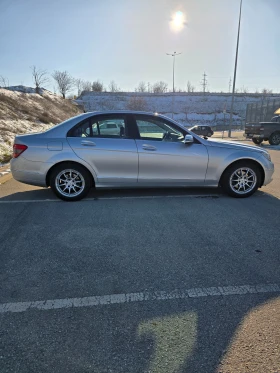 Mercedes-Benz C 180, снимка 7