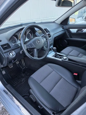 Mercedes-Benz C 180, снимка 11