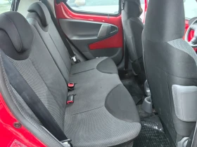 Toyota Aygo 1.0 бензин, Автоматик, Климатик, 5 врати - 2150 € / 4205.03 лв. - 49043681 13