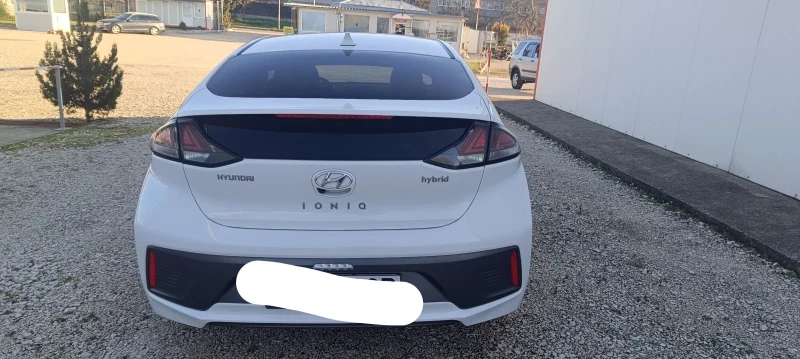 Hyundai Ioniq 1.6 Hybrid, Automatic, Оригинални 106000 km., снимка 6 - Автомобили и джипове - 36687111