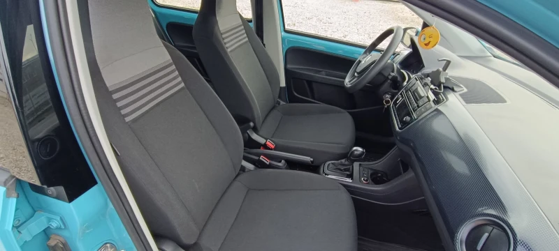 VW Up 36.8 KW CCS Port, Гаранция Батерия 2029г., снимка 15 - Автомобили и джипове - 36687111