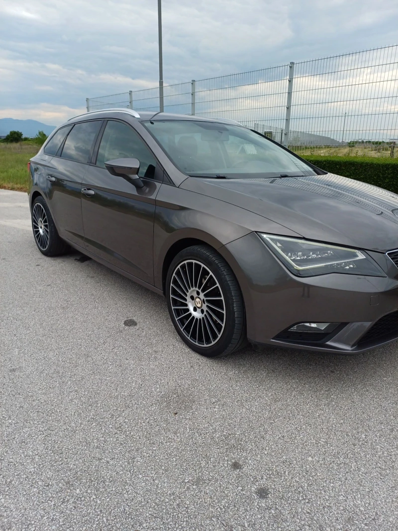 Seat Leon 1.6 TDI лизинг, снимка 8 - Автомобили и джипове - 52384964