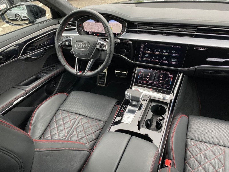 Audi S8 4.0 TFSI/EXCLUSIV/BLACK OPTIC/HUD/PANO/B&O/360/TV/, снимка 9 - Автомобили и джипове - 46532571