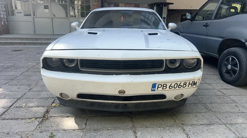 Dodge Challenger 5.7HEMI, снимка 1 - Автомобили и джипове - 47258444