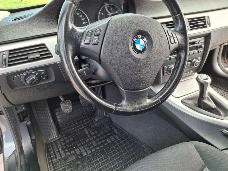 BMW 318 i, снимка 3 - Автомобили и джипове - 47344485