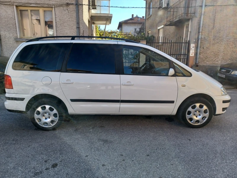 VW Sharan 1.9TDI 6+ 1 места, снимка 8 - Автомобили и джипове - 47613797