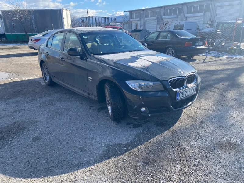 BMW 320, снимка 2 - Автомобили и джипове - 48077091