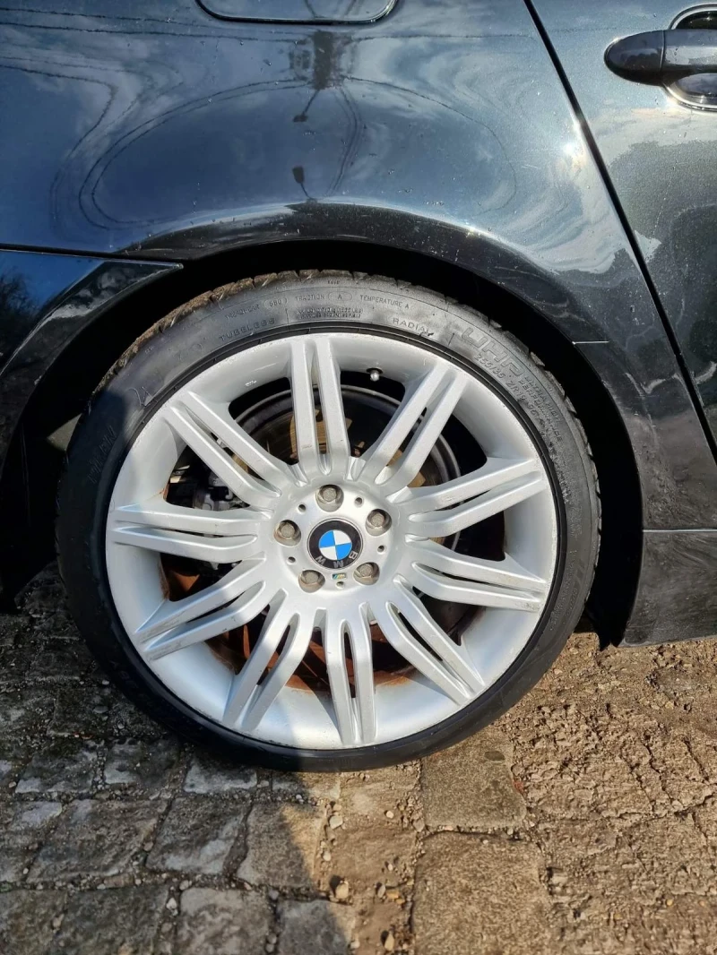 BMW 525 LCI, снимка 9 - Автомобили и джипове - 49394255