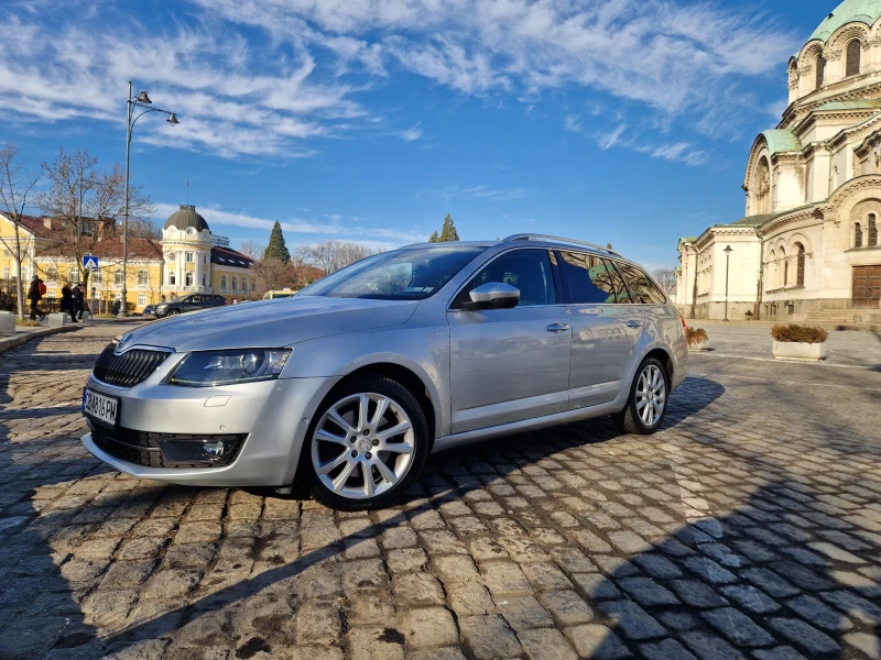 Skoda Octavia Laurin & Klement, снимка 1 - Автомобили и джипове - 49484308