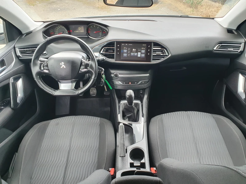 Peugeot 308 1.6 HDi LED EURO 5, снимка 8 - Автомобили и джипове - 50405392
