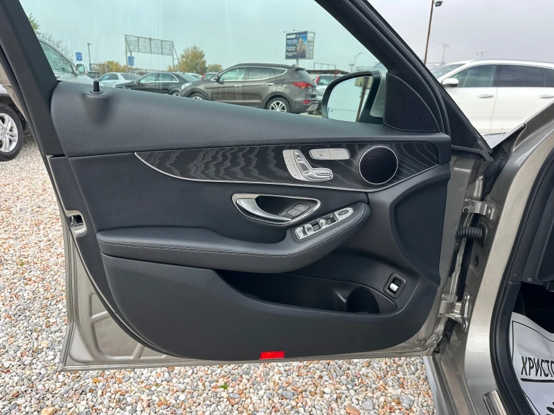 Mercedes-Benz C 300 AMG, 4MATIC, AVANTGARDE, ТОП!!!, снимка 11 - Автомобили и джипове - 52349104