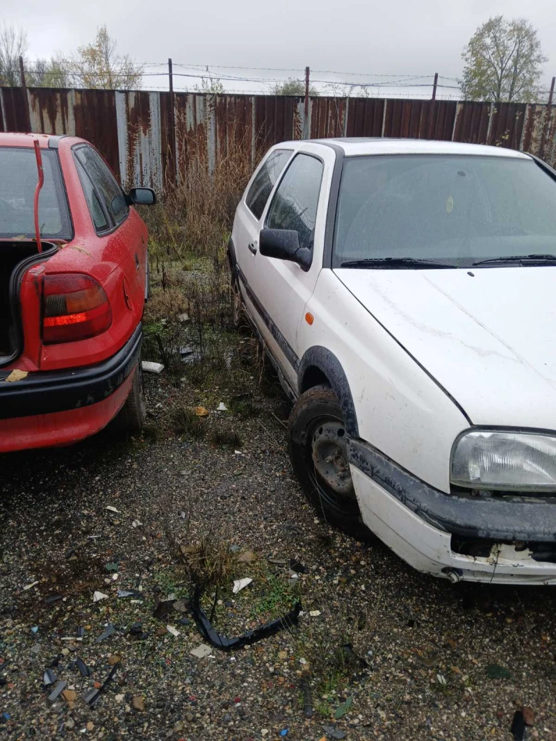 VW Golf 3, снимка 3 - Автомобили и джипове - 52469467