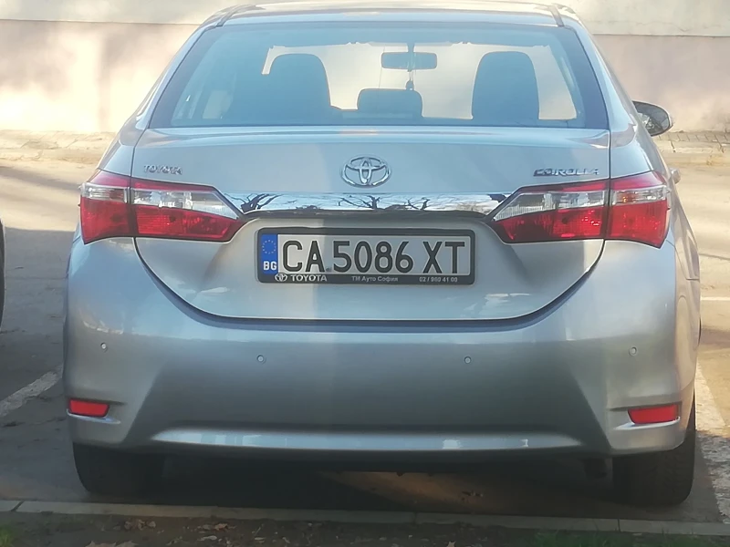 Toyota Corolla 1.3 От България, снимка 6 - Автомобили и джипове - 52721490