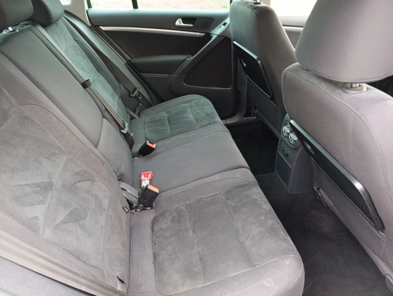 VW Tiguan R-Line 4х4 2012г 2.0 TDI 170 к.с., снимка 12 - Автомобили и джипове - 53012220
