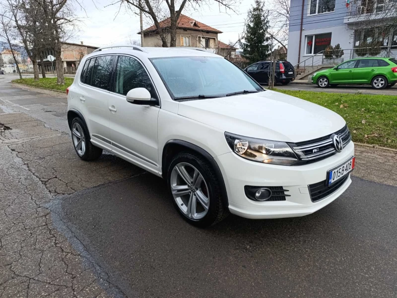 VW Tiguan R-Line 4х4 2012г 2.0 TDI 170 к.с., снимка 3 - Автомобили и джипове - 53012220