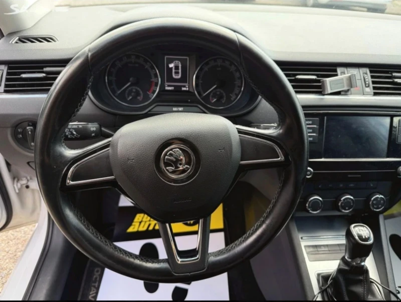 Skoda Octavia 1.6 TDI 116кс clima, снимка 7 - Автомобили и джипове - 53368782