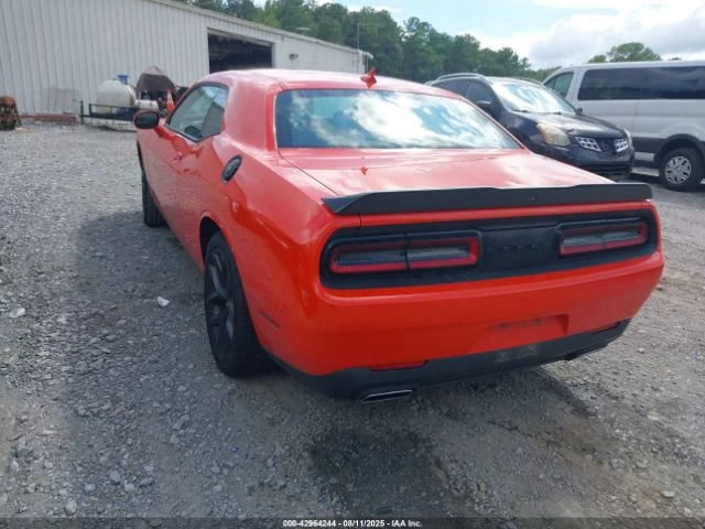 Dodge Challenger SXT* 3.6* V6* 8Z* ПОДГРЕВ* КАМЕРА* КЕЙЛЕС*  - изображение 4