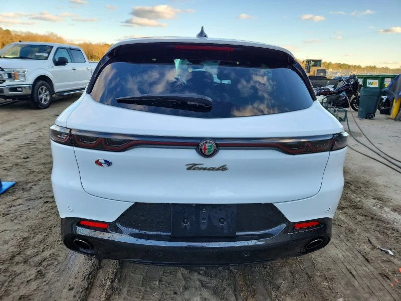 Alfa Romeo Tonale HYBRID* KEYLESS* AWD* ДИГИТАЛНО* ТАБЛО , снимка 6 - Автомобили и джипове - 53888747