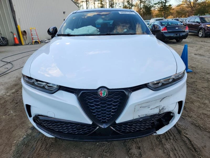 Alfa Romeo Tonale HYBRID* KEYLESS* AWD* ДИГИТАЛНО* ТАБЛО , снимка 5 - Автомобили и джипове - 53888747