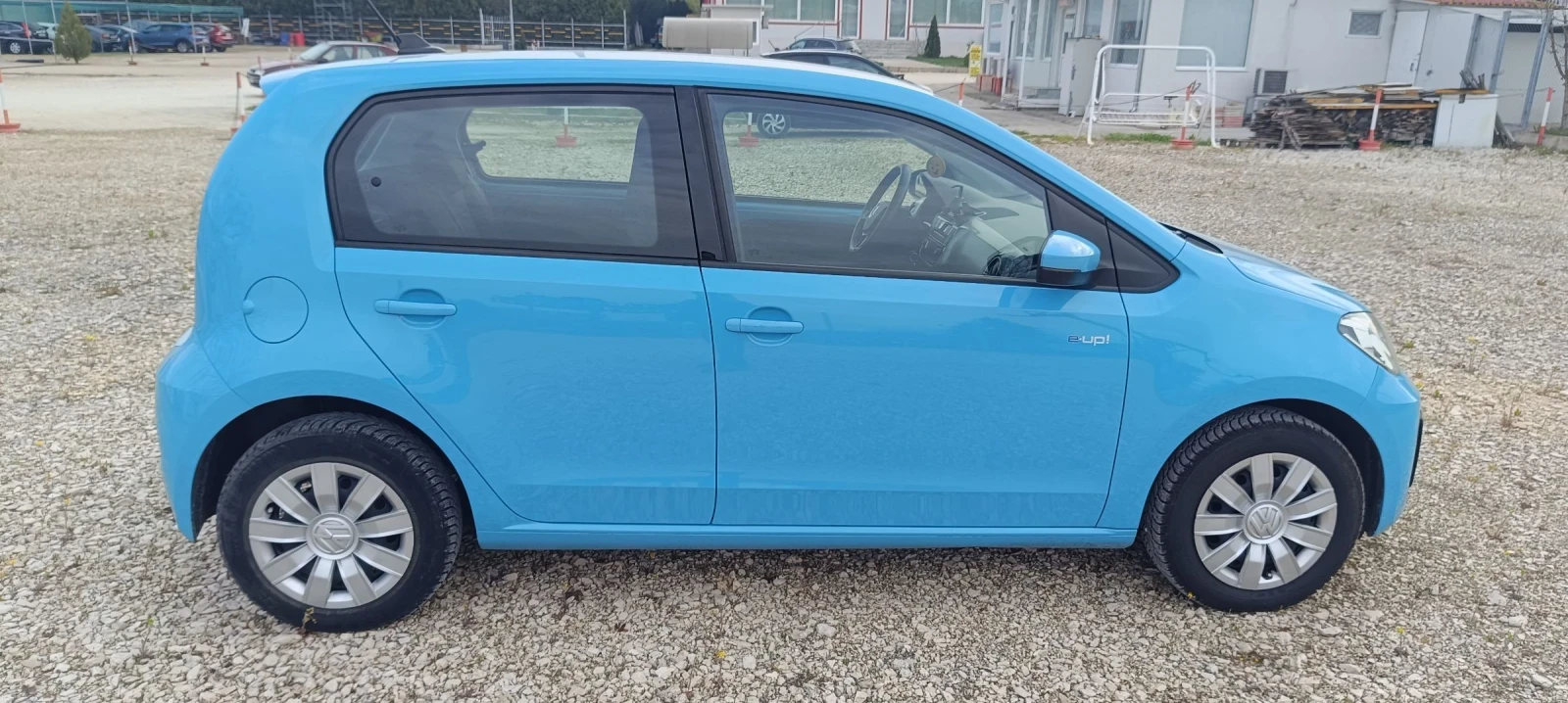 VW Up 36.8 KW CCS Port, Гаранция Батерия 2029г. - изображение 4