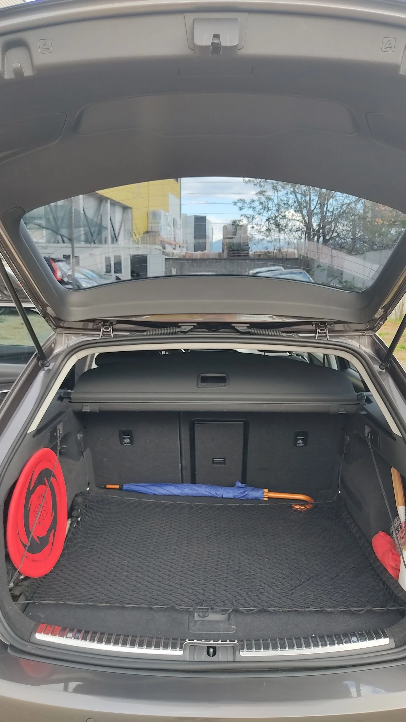 Seat Leon 1.6 TDI  | Mobile.bg   16