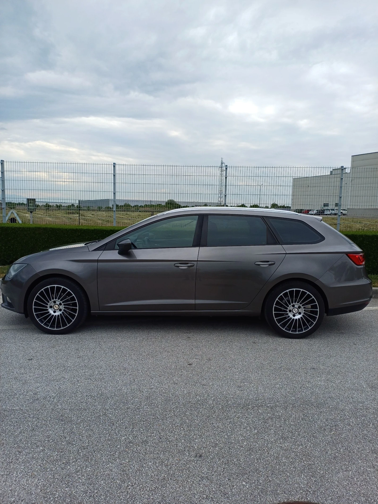 Seat Leon 1.6 TDI лизинг - изображение 2