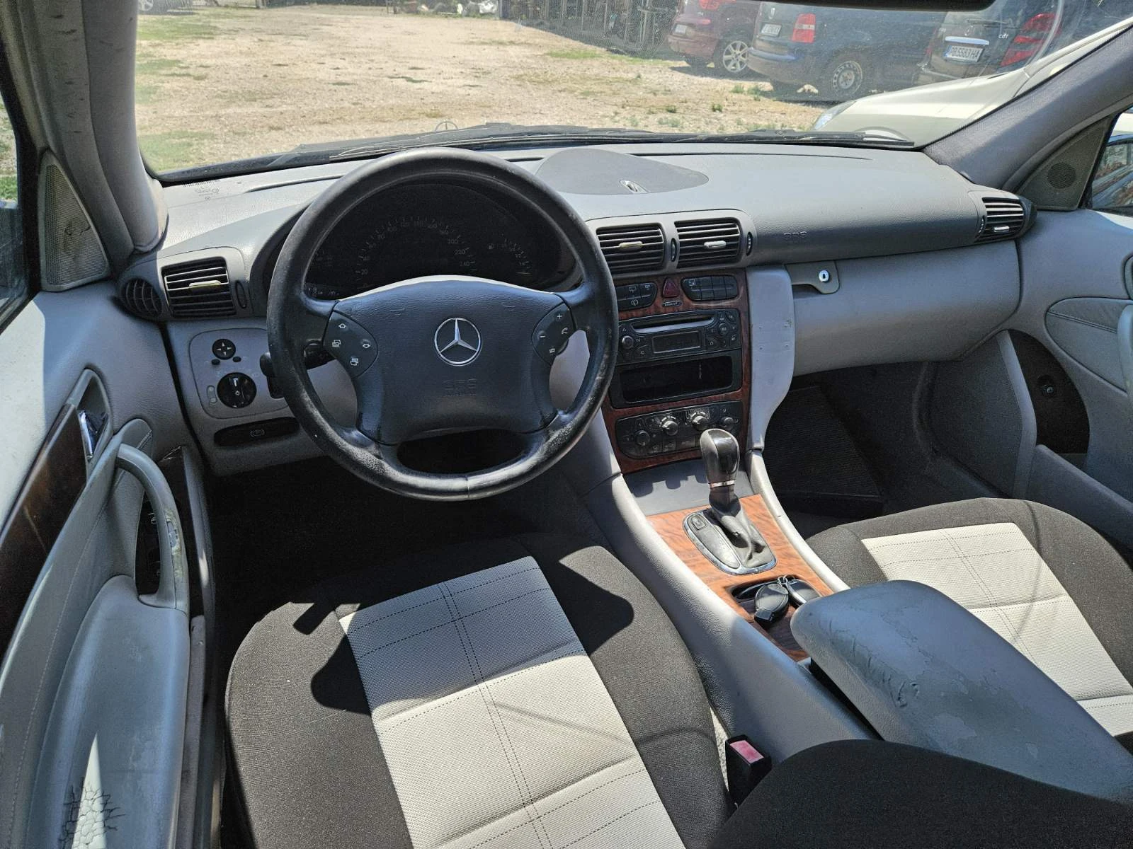 Mercedes-Benz C 220 2.2CDI 143к.с - изображение 2