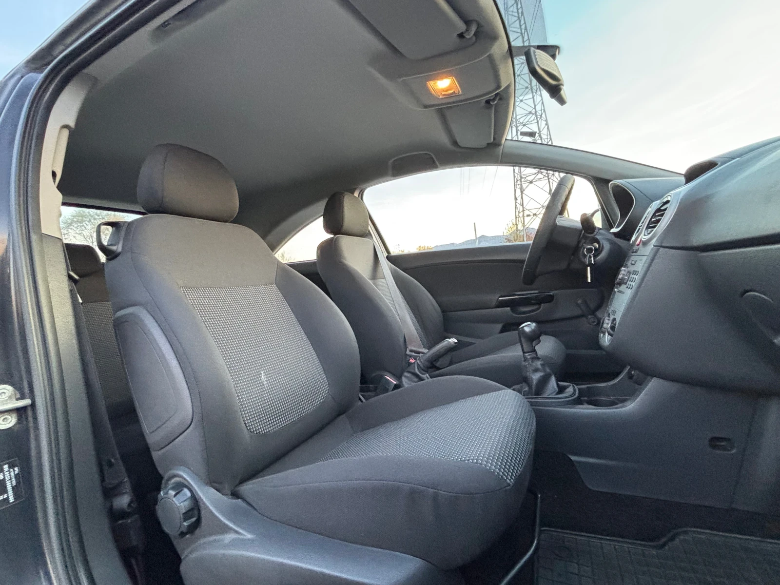 Opel Corsa 1.4Бензин/2011г/133хил км | Mobile.bg — изображение 11